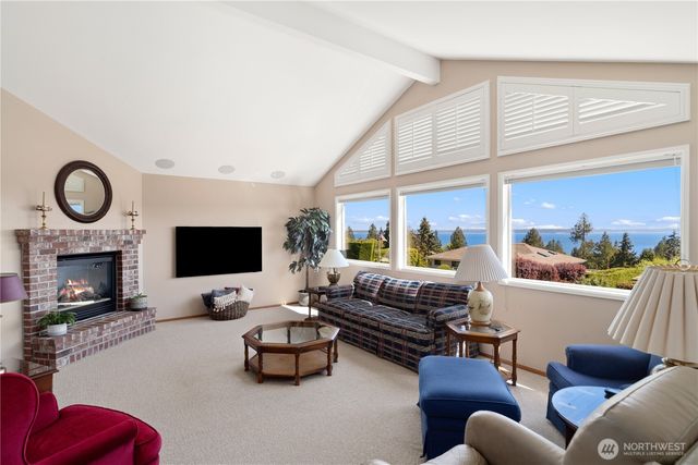 662 Pioneer Drive, Port Ludlow, WA 98365