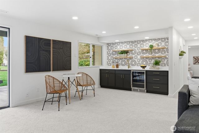 9110 122nd Place SE, Newcastle, WA 98056