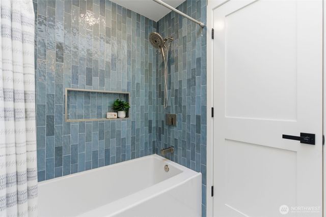 9110 122nd Place SE, Newcastle, WA 98056