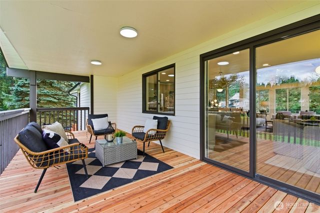 9110 122nd Place SE, Newcastle, WA 98056