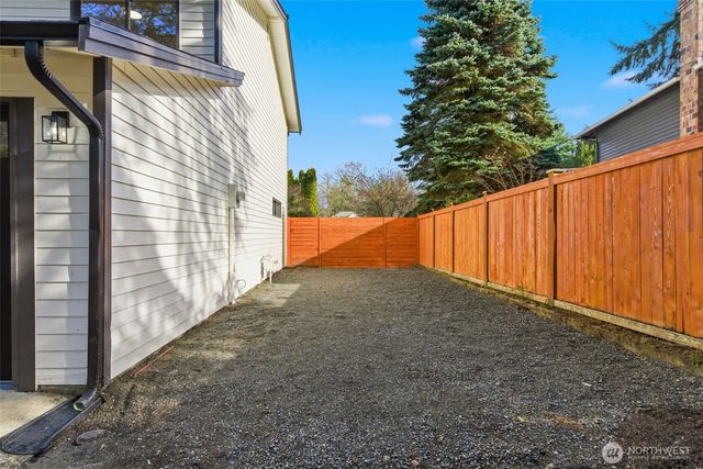 9110 122nd Place SE, Newcastle, WA 98056