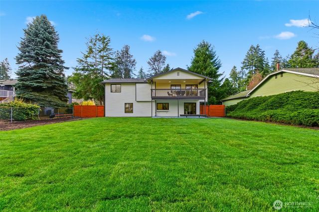 9110 122nd Place SE, Newcastle, WA 98056