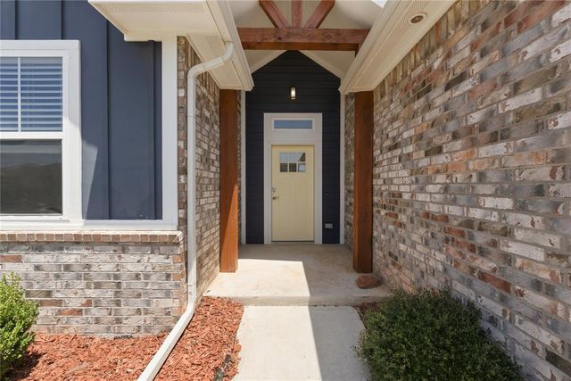 509 NW 183rd Street, Edmond, OK 73012