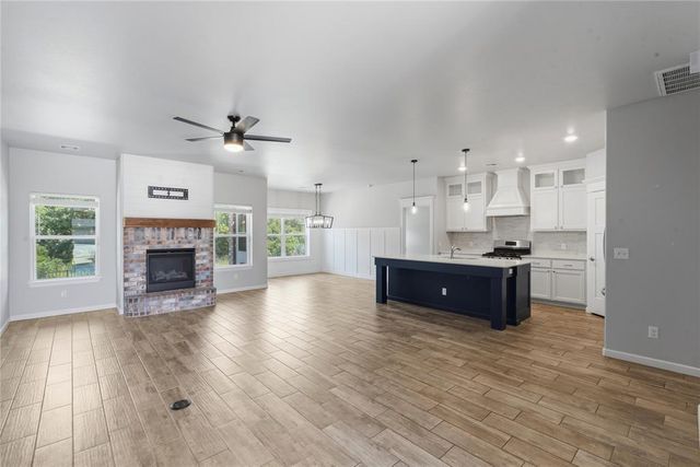 509 NW 183rd Street, Edmond, OK 73012