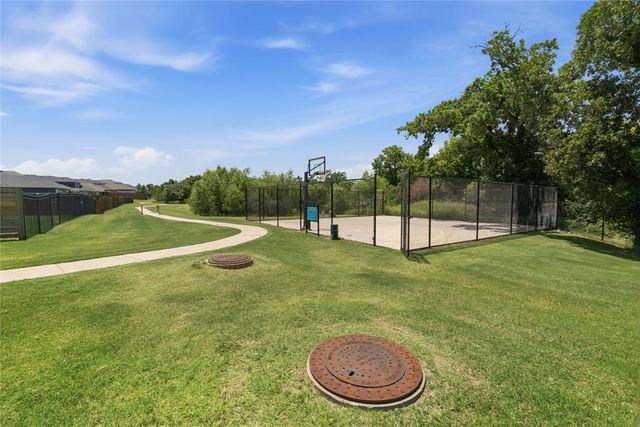 509 NW 183rd Street, Edmond, OK 73012