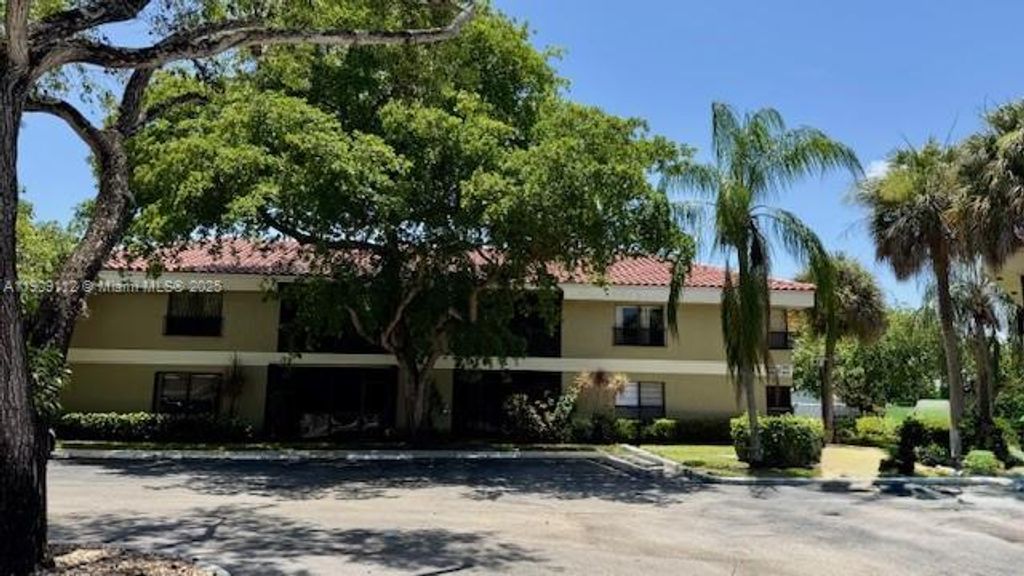 2482 NW 49th Ter 758, Coconut Creek, FL 33063