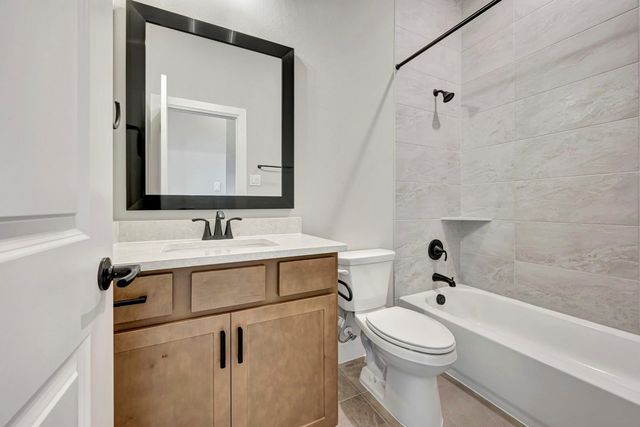 2470 Guava Hills Lane, Manvel, TX 77578