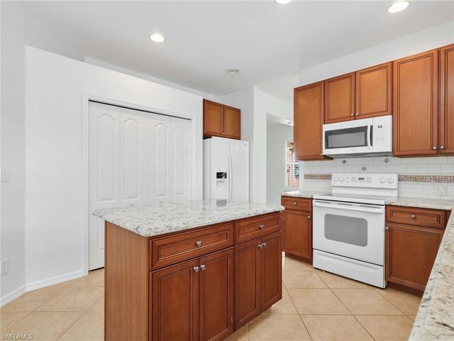 15092 Balmoral LOOP, Fort Myers, FL 33919
