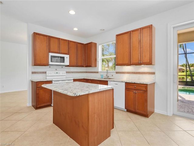 15092 Balmoral LOOP, Fort Myers, FL 33919