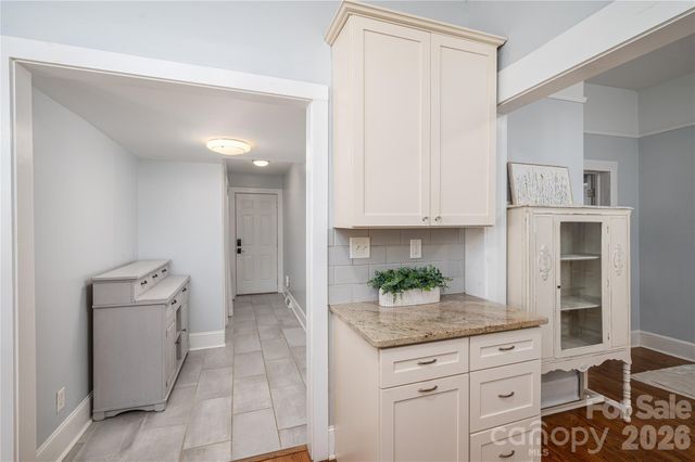 58 4th Street, Cramerton, NC 28032