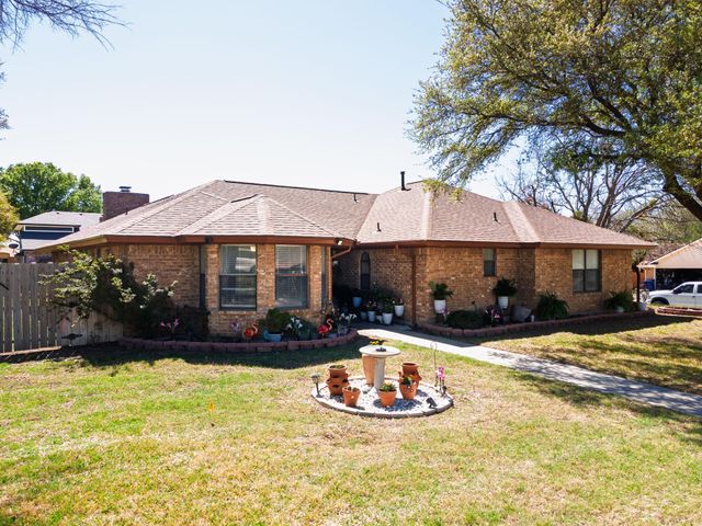 1402 Hawk TRL, Copperas Cove, TX 76522