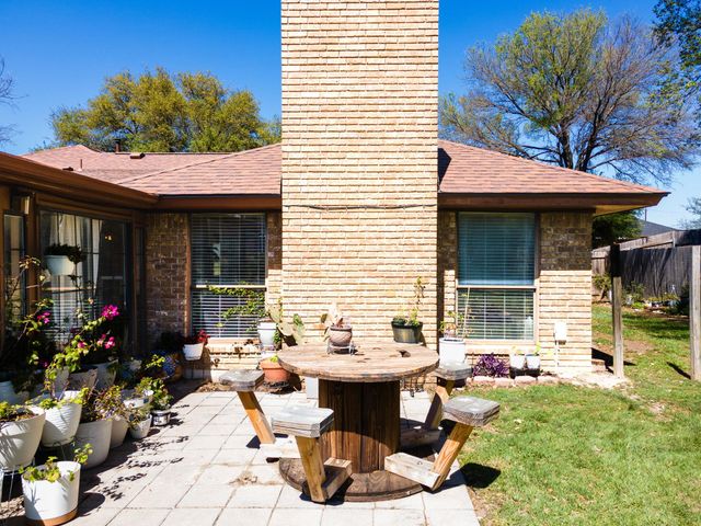 1402 Hawk TRL, Copperas Cove, TX 76522