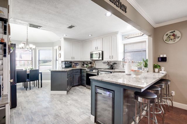 1402 Hawk TRL, Copperas Cove, TX 76522