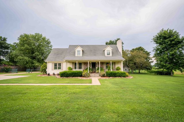 1316 Edgewood Dr, S, Pulaski, TN 38478