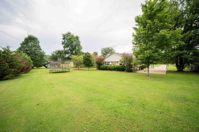1316 Edgewood Dr, S, Pulaski, TN 38478