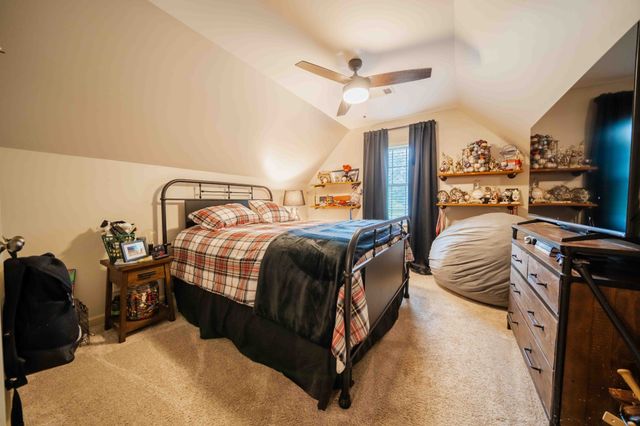 1316 Edgewood Dr, S, Pulaski, TN 38478