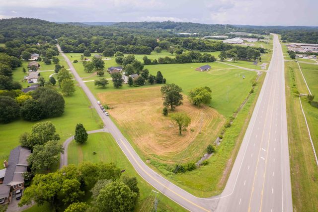 1316 Edgewood Dr, S, Pulaski, TN 38478