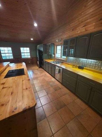261 Wintergrape Lane, Rogersville, MO 65742