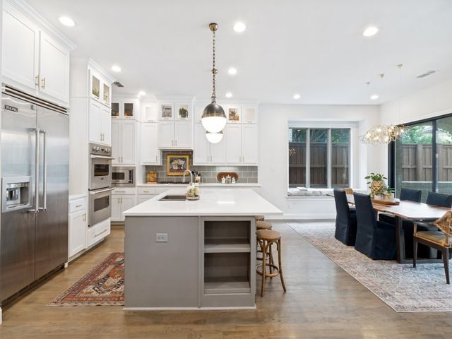 6722 Sondra Drive, Dallas, TX 75214