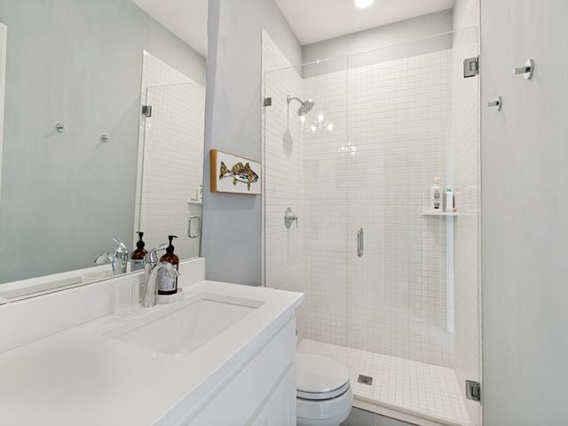 6722 Sondra Drive, Dallas, TX 75214