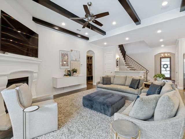 6722 Sondra Drive, Dallas, TX 75214