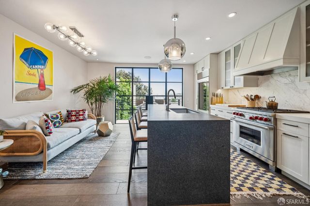 1330 Greenwich Street, San Francisco, CA 94109