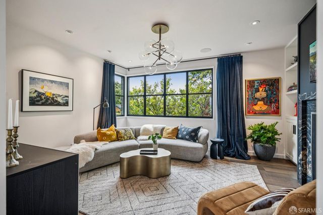1330 Greenwich Street, San Francisco, CA 94109