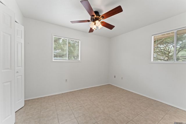 9165 Kingcrest Pkwy, Baton Rouge, LA 70810