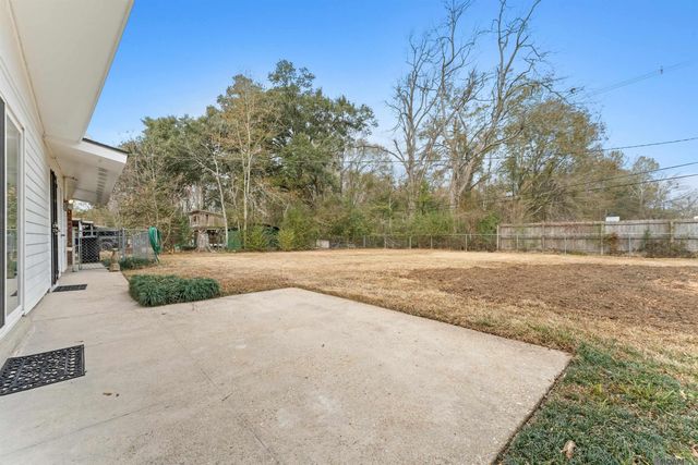 9165 Kingcrest Pkwy, Baton Rouge, LA 70810