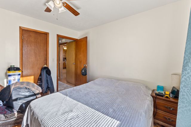 406 High St, Dickson, TN 37055