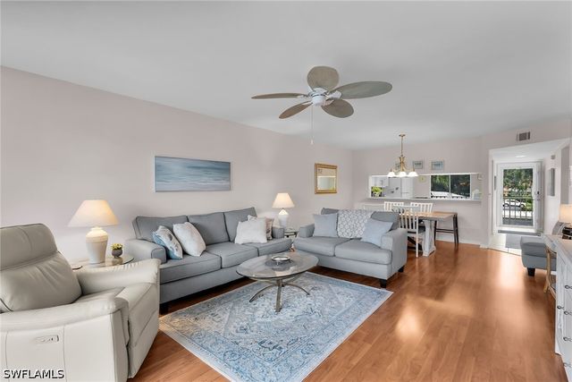 3675 Amberly CIR C207, Naples, FL 34112