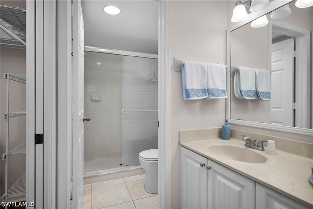 3675 Amberly CIR C207, Naples, FL 34112