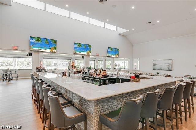 3675 Amberly CIR C207, Naples, FL 34112