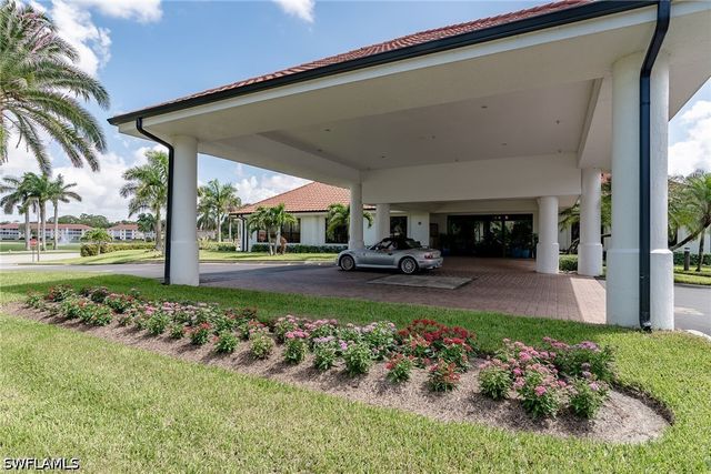 3675 Amberly CIR C207, Naples, FL 34112