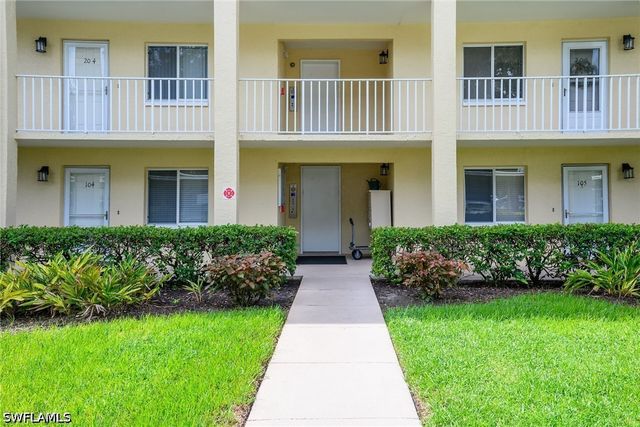 3675 Amberly CIR C207, Naples, FL 34112