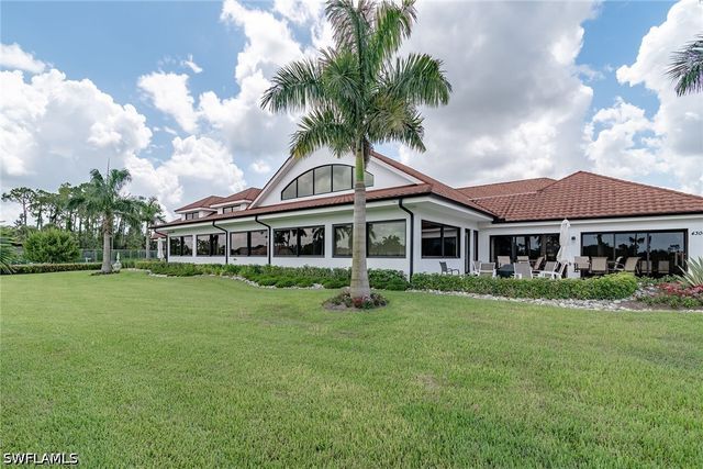 3675 Amberly CIR C207, Naples, FL 34112