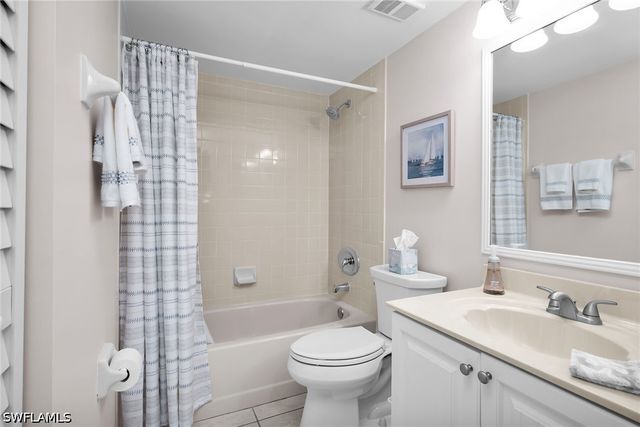 3675 Amberly CIR C207, Naples, FL 34112