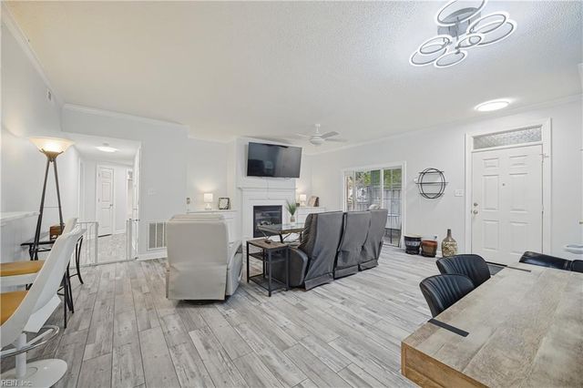 2108 Portofino CT, Virginia Beach, VA 23456
