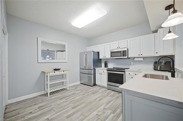 2108 Portofino CT, Virginia Beach, VA 23456