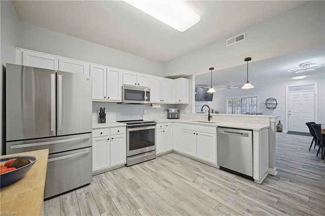2108 Portofino CT, Virginia Beach, VA 23456