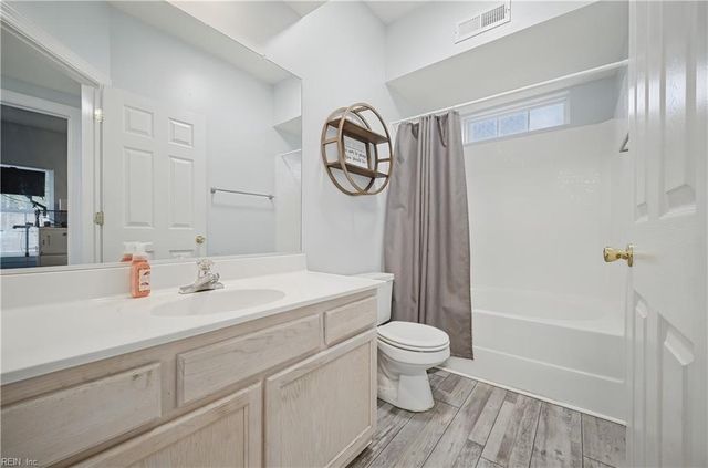 2108 Portofino CT, Virginia Beach, VA 23456