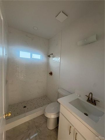 7606 Heisman Lane, Edinburg, TX 78542