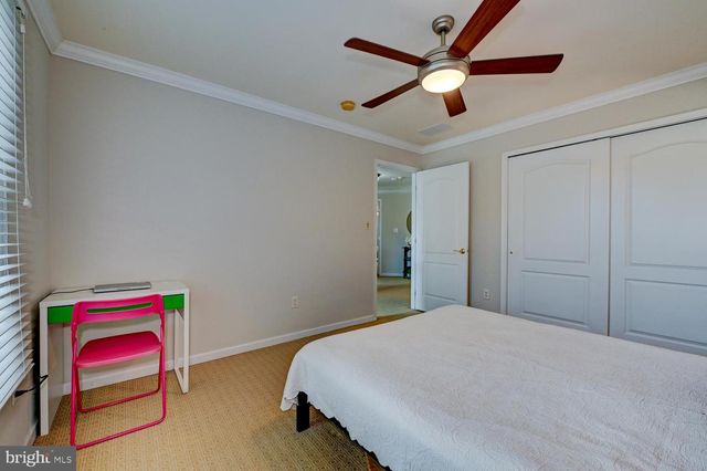 24 DEVONSHIRE DR, West Windsor, NJ 08540