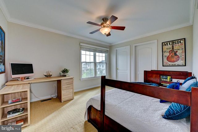 24 DEVONSHIRE DR, West Windsor, NJ 08540