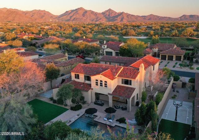 8280 E TAILFEATHER Drive, Scottsdale, AZ 85255