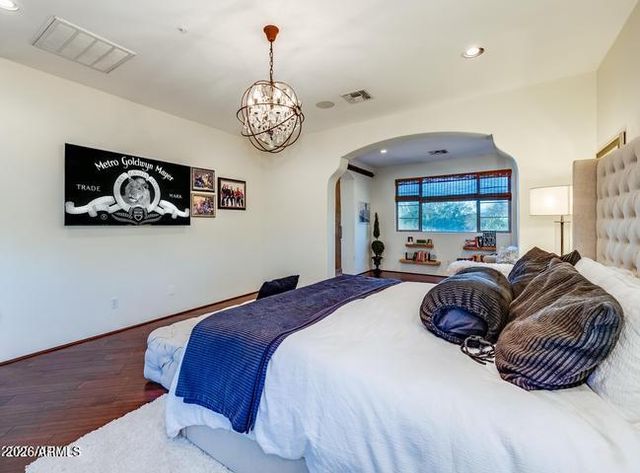 8280 E TAILFEATHER Drive, Scottsdale, AZ 85255