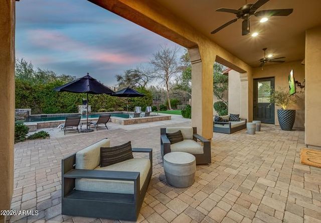 8280 E TAILFEATHER Drive, Scottsdale, AZ 85255