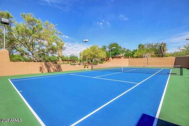 8280 E TAILFEATHER Drive, Scottsdale, AZ 85255