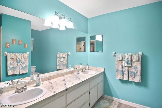 18674 Spruce DR E, Fort Myers, FL 33967