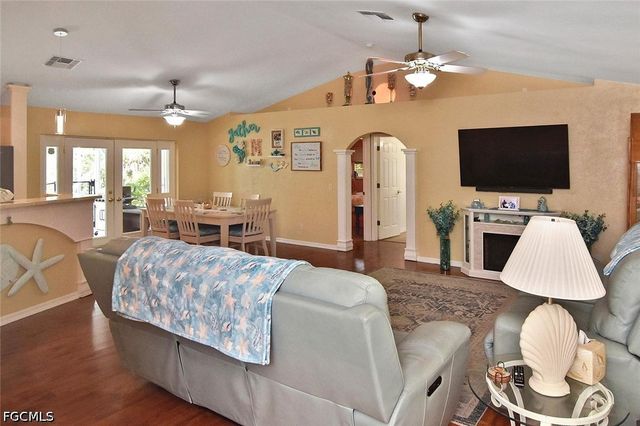 18674 Spruce DR E, Fort Myers, FL 33967